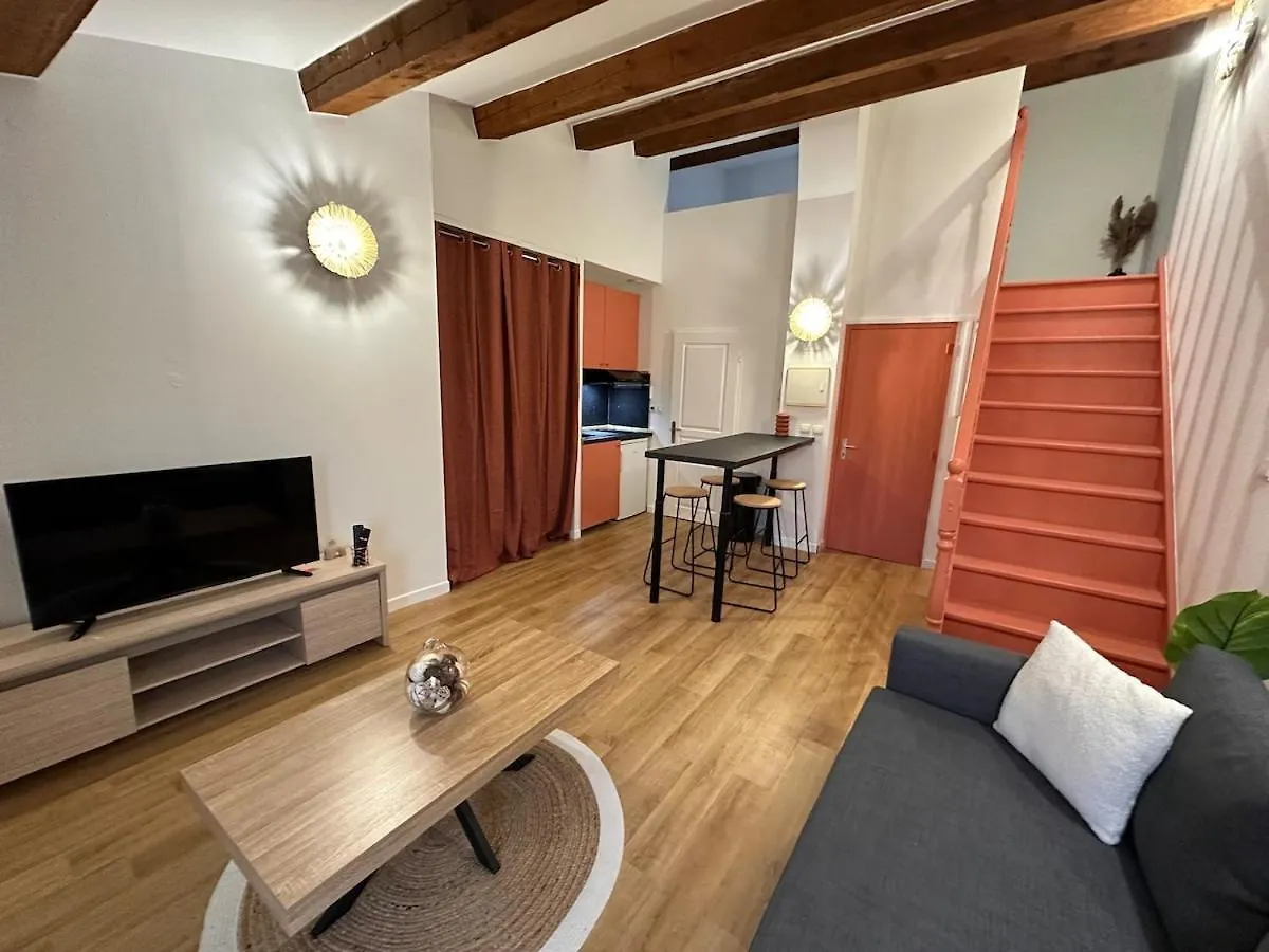 Escapade Provencale A Manosque - Centre Historique Apartment 0*,  France